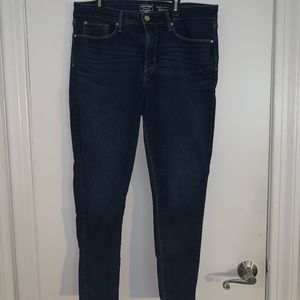 Levi Totally Shaping Skinny Jeans